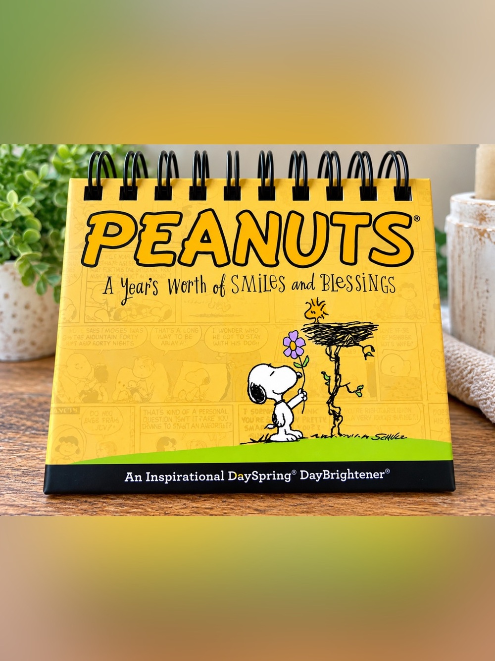 Peanuts spiral-bound product back cover calendar